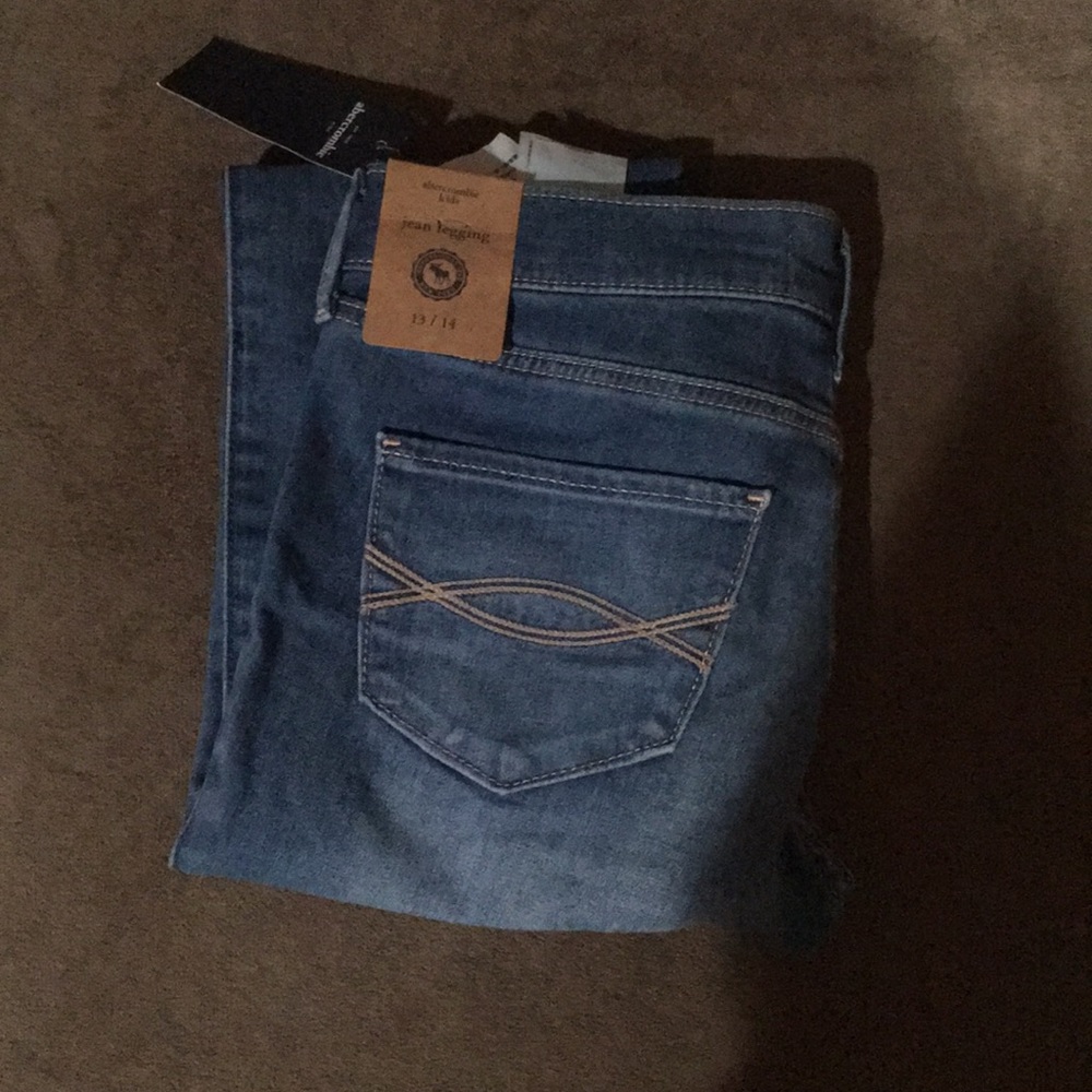 Girl’s Size 13/14 Abercrombie Jeans